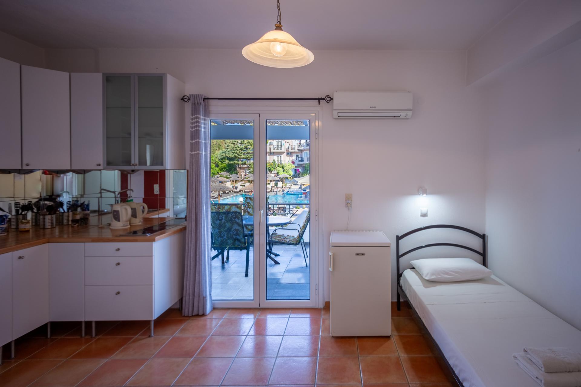 to konaki alykes zakynthos zante